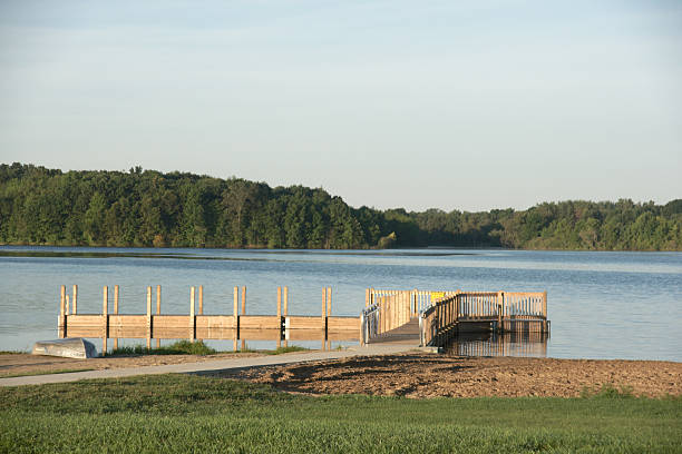 istock Sleepy Hollow state park lake vacation 177016432