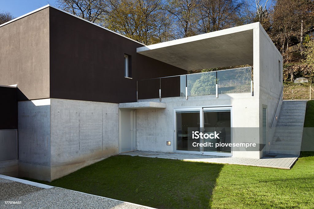 Moderna casa, al aire libre - Foto de stock de Aire libre libre de derechos