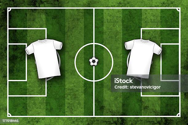 Футбол Или Футбол Поле С Пустой Белой Рубашки — стоковые фотографии и другие картинки Спортивная форма - Спортивная форма, Футбол, Футбольная форма