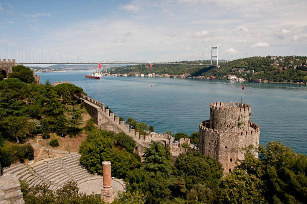 istock İstanbul Bosphorus Bridge and Rumeli Fortress 177018684