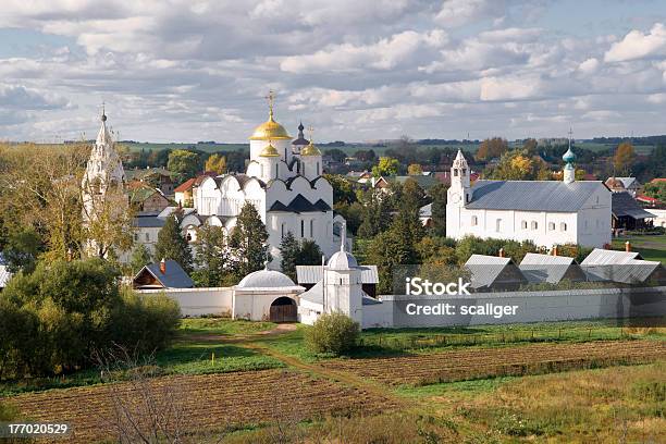 Foto de Convento De Intercession Na Antiga Cidade De Suzdal e mais fotos de stock de Antigo