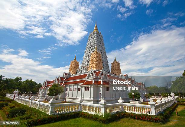 Foto de O Templo Na Tailândia e mais fotos de stock de Arquitetura - Arquitetura, Bangkok, Buda