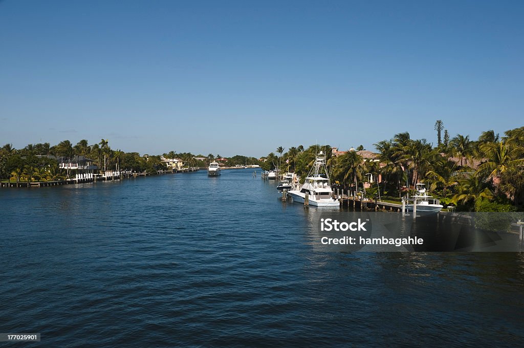 Widok intracoastal waterway Boca Raton, Floryda, USA - Zbiór zdjęć royalty-free (Boca Raton)