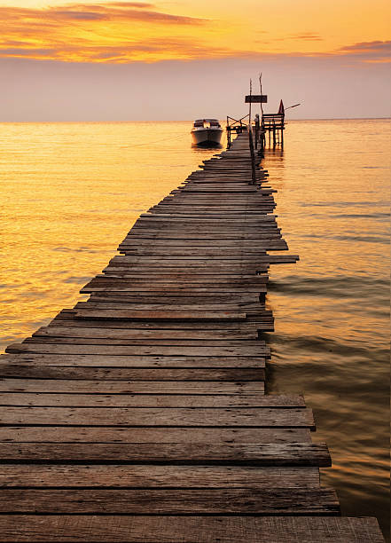 istock Sunset over the sea. 177027919