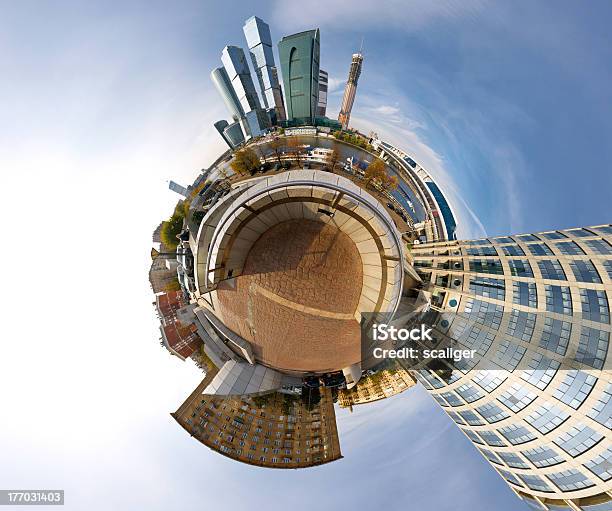 Panorama De 360 Grados De La Ciudad De Moscú Mini Planeta Estilo Foto de stock y más banco de imágenes de Vista de 360 grados