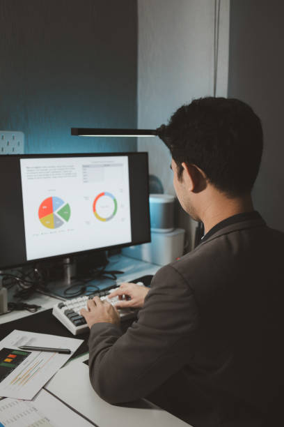istock Sit and work in a private office, Entrepreneur preparing data on computer, Working plans to start a startup business are in progress, Sit and work in the company, startup idea. 1770336182