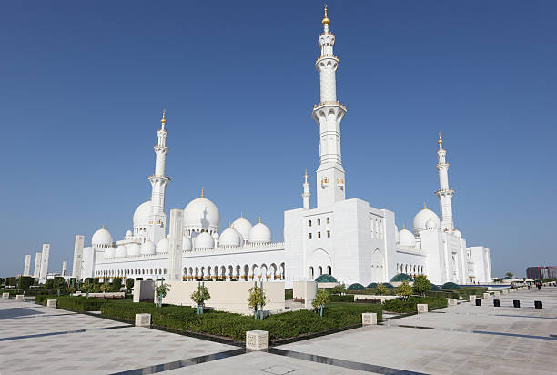 istock Sheikh Zayed Grand Mosque in Abu Dhabi 177034466