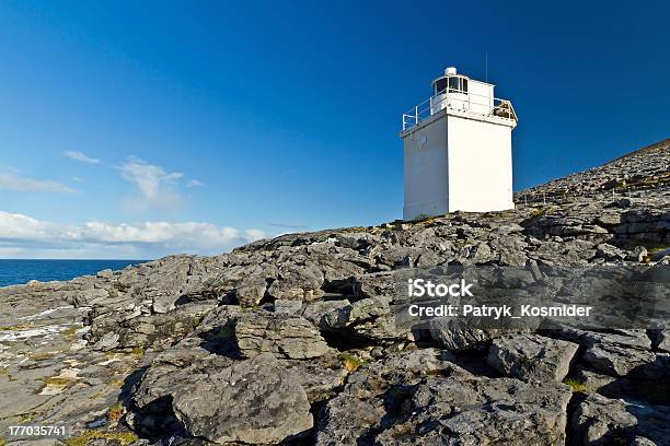 Burren Farol - Fotografias de stock e mais imagens de Ao Ar Livre - Ao Ar Livre, Branco, Cena de tranquilidade