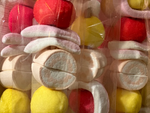 MARSHMALLOW, MARSHMALLOW COLOR. CANDY SHOP, MARSHMALLOW CANDY 3024X4032