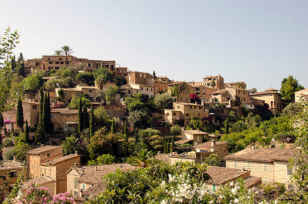istock Mediterranean mountain village 177037467