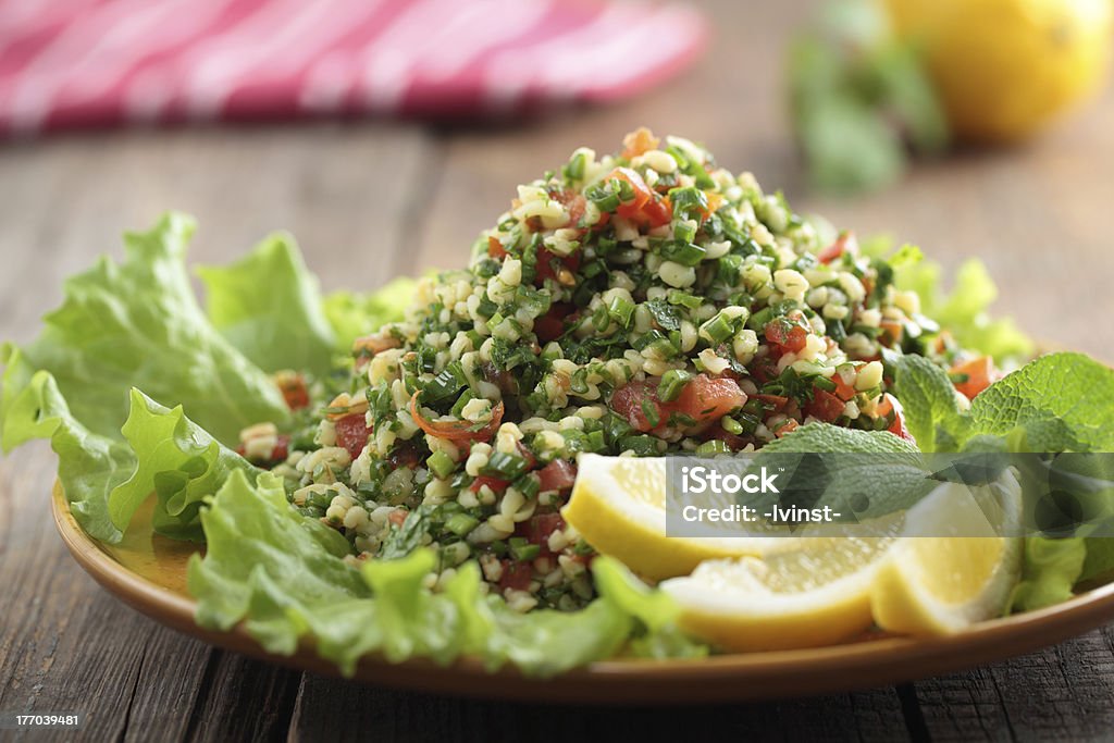 Tabbouleh - Foto stock royalty-free di Alimentazione sana