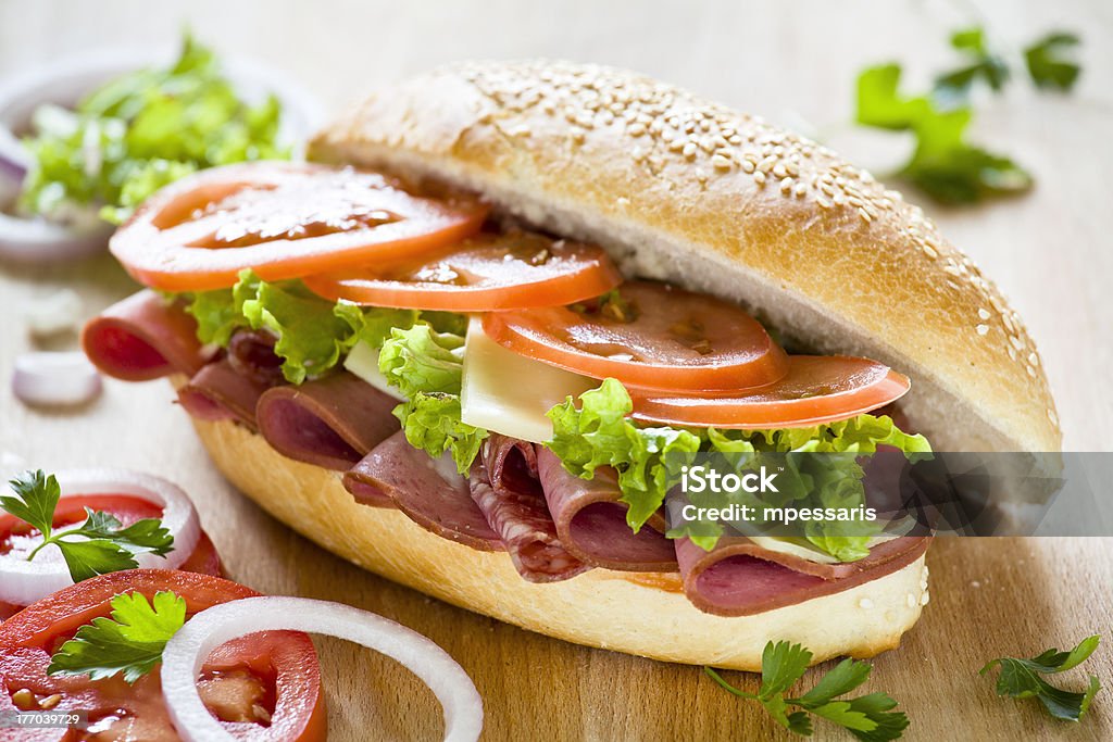 Savoureux Sandwich au jambon - Photo de Aliment libre de droits