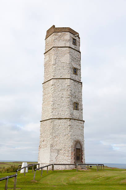 istock Disused Falmborugh Lighthouse East Yorkshire 177039955