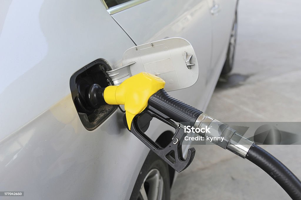 Stacja benzynowa - Zbiór zdjęć royalty-free (Benzyna)