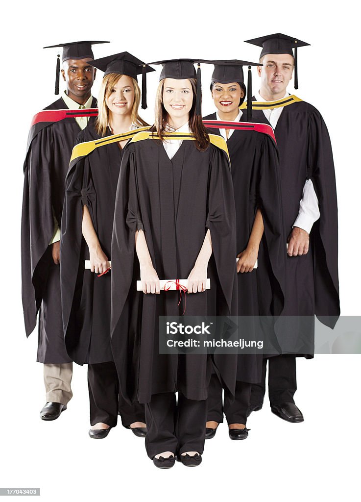 Grupo de diversos graduados Retrato de cuerpo entero - Foto de stock de Graduación libre de derechos