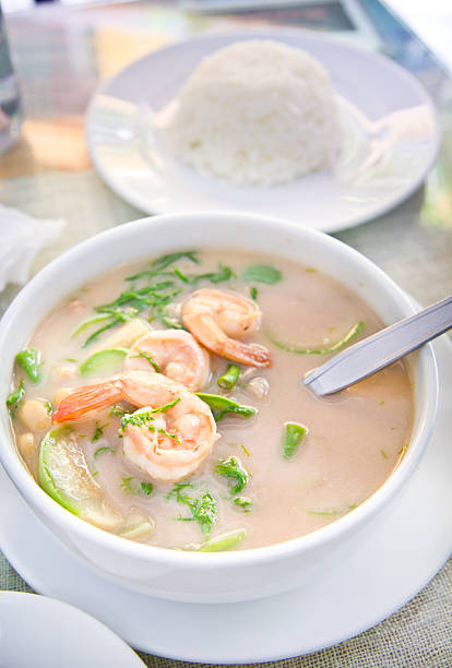 istock Coconut milk soup with Shrimp , rice and Vetgetables 177044297