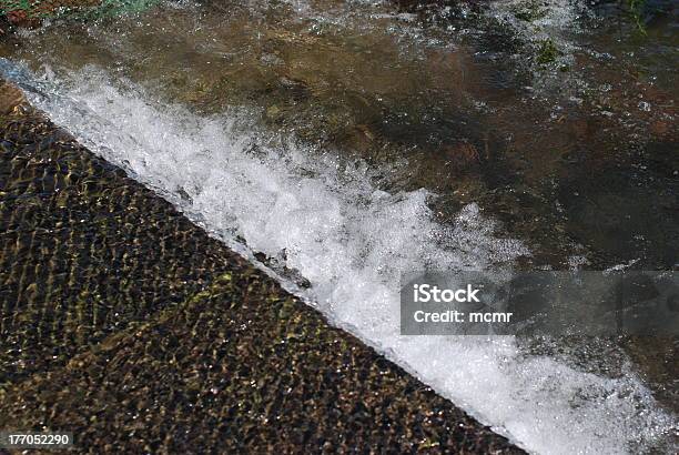 Hermoso Río Foto de stock y más banco de imágenes de Abstracto - Abstracto, Agua, Azul