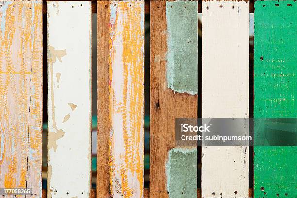 Material Fondo De Madera Vintage Papel Pintado Foto de stock y más banco de imágenes de Abstracto - Abstracto, Anticuado, Arquitectura exterior