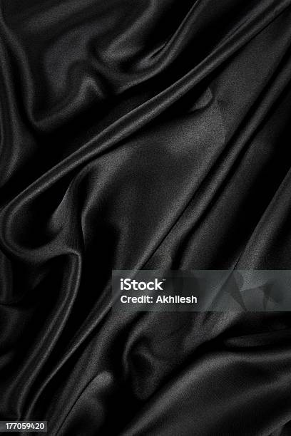 Negro Fondo De Tela De Terciopelo Y Seda Foto de stock y más banco de imágenes de Color negro - Color negro, Seda - Textil, Satén