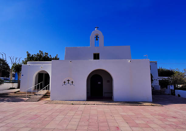 istock El Pilar de la Mola, Formentera 177059809