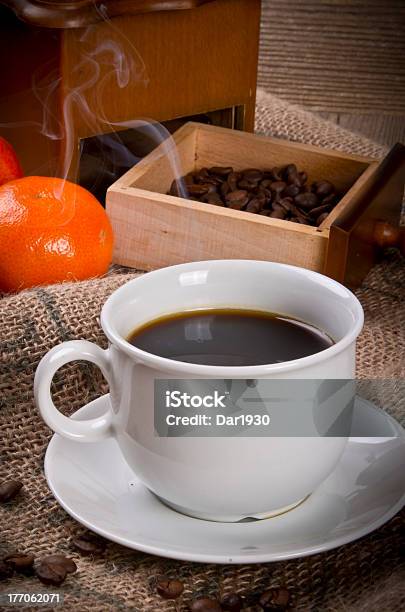 Foto de Rústico Moedor De Café e mais fotos de stock de Assado - Assado, Assado - Prato Principal, Bebida