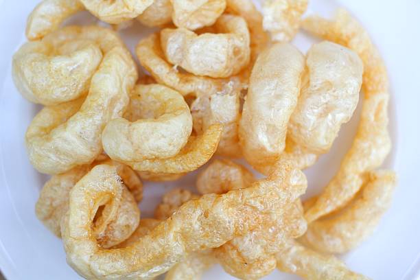 istock Fried Pork Skin on wood 177084169
