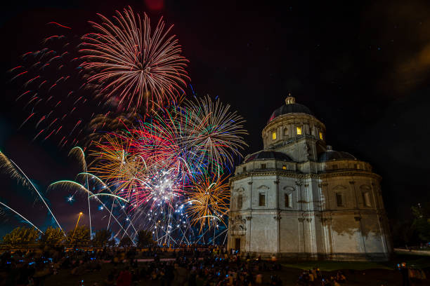istock Fireworks at the Temple of Consolation 1770850966