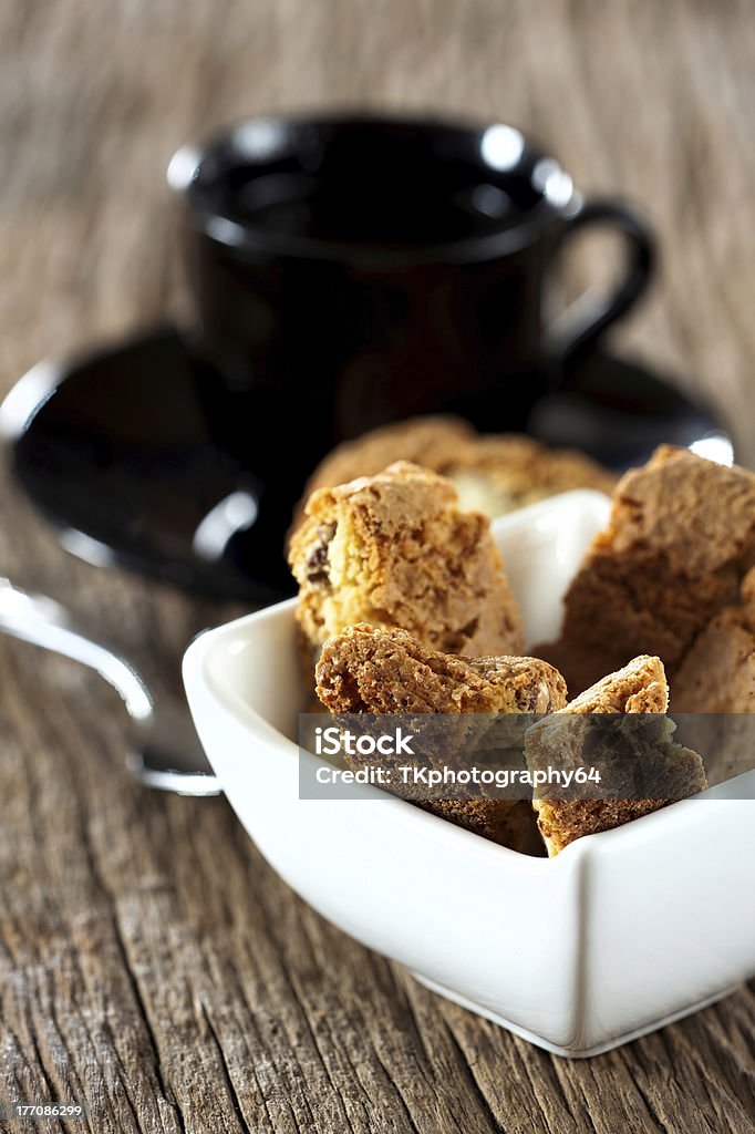 Cantuccini Biscoitos na Tigela - Royalty-free Amêndoa Foto de stock