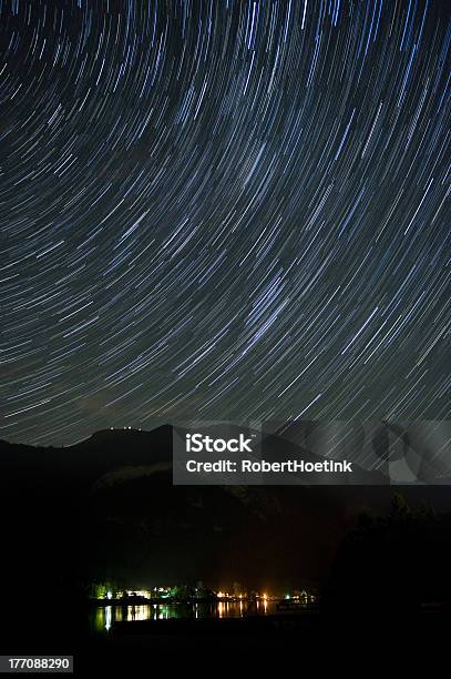 Foto de Startrails e mais fotos de stock de Alpes europeus - Alpes europeus, Astrofotografia, Astronomia