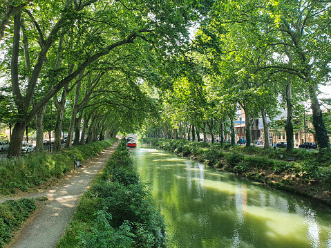The Canal de Brienne, also known as Canal de Saint-Pierre, is a French canal connecting the Garonne River with the Canal du Midi and the Canal de Garonne.