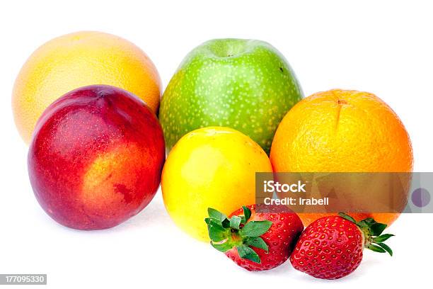 Fondo De Frutas Frescas Foto de stock y más banco de imágenes de Alimento - Alimento, Bloque - Forma, Ciruela