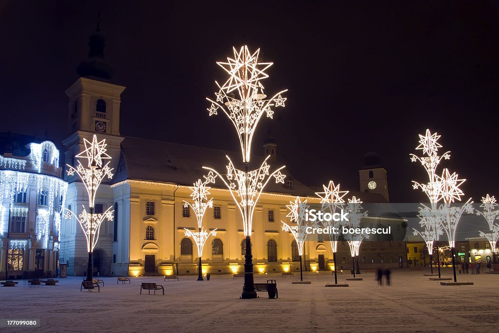 Decoración de Navidad ciudad - Foto de stock de Arquitectura libre de derechos