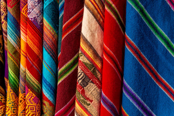 andes fabric textiles, 라파스, 볼리비아 - bolivian culture 뉴스 사진 이미지