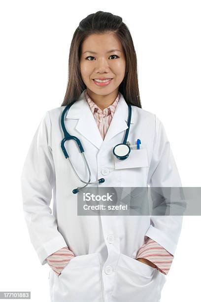 Asiatica Medico - Fotografie stock e altre immagini di Adulto - Adulto, Apprendista, Asiatico sudorientale