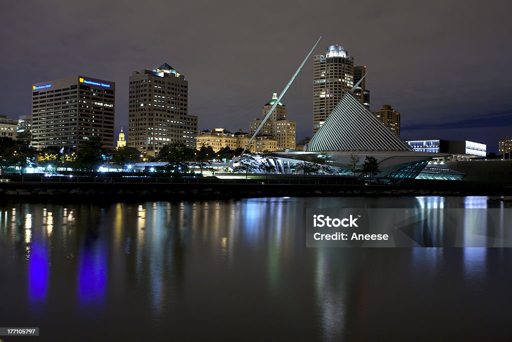 Milwaukee, Wisconsin, de nuit - Photo de Milwaukee - Wisconsin libre de droits