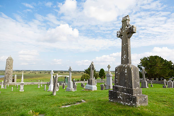 istock Clonmacnoise Celtic Cross. Ireland 177106631