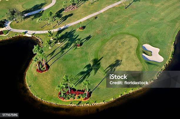 Foto de Vista Aérea De Campo De Golfe Flórida e mais fotos de stock de Atividade Recreativa - Atividade Recreativa, Bandeira, Bandeira de golfe