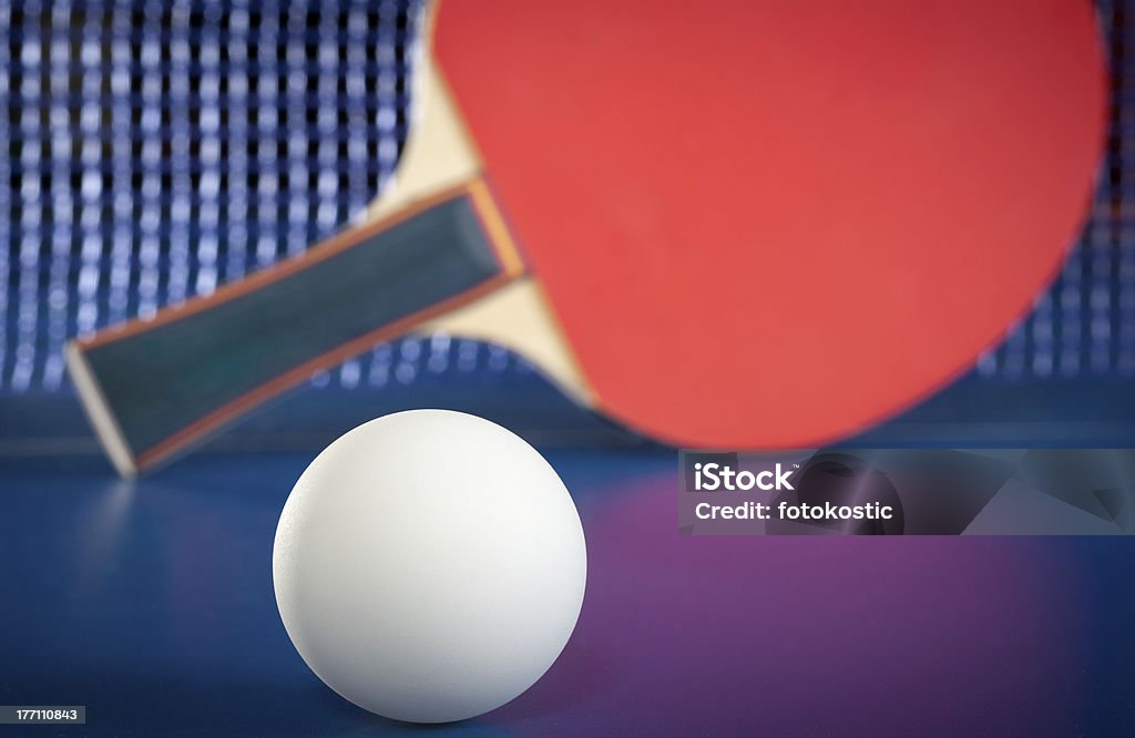 Équipement de tennis de table - Photo de Balle de tennis de table libre de droits