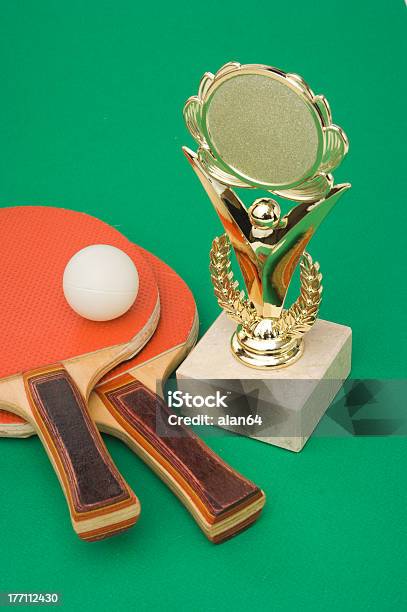 Vencedor Campeonatos De Ténis - Fotografias de stock e mais imagens de Atividade - Atividade, Chávena, Comemoração - Conceito