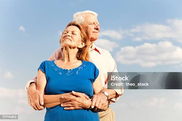 Happy Senior Paar Stockfoto und mehr Bilder von 70-79 Jahre - 70-79 Jahre, Aktiver Senior, Alter Erwachsener