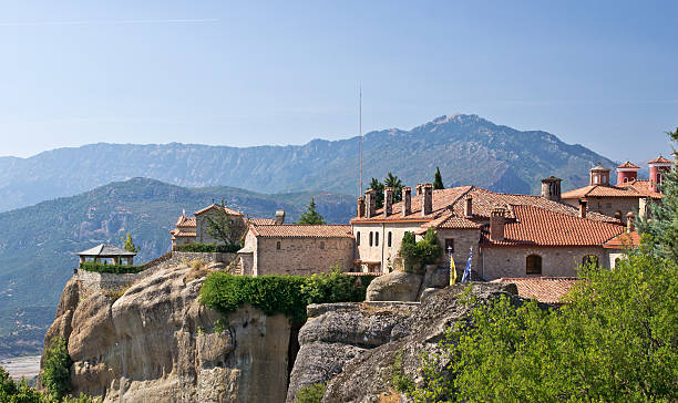 holy monastero di san stefano. meteora, tessaglia, in grecia - meteora monk monastery greece foto e immagini stock