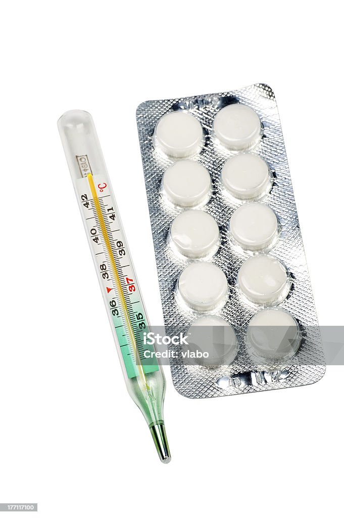 Termômetro médico e tablets - Foto de stock de Analgésico royalty-free