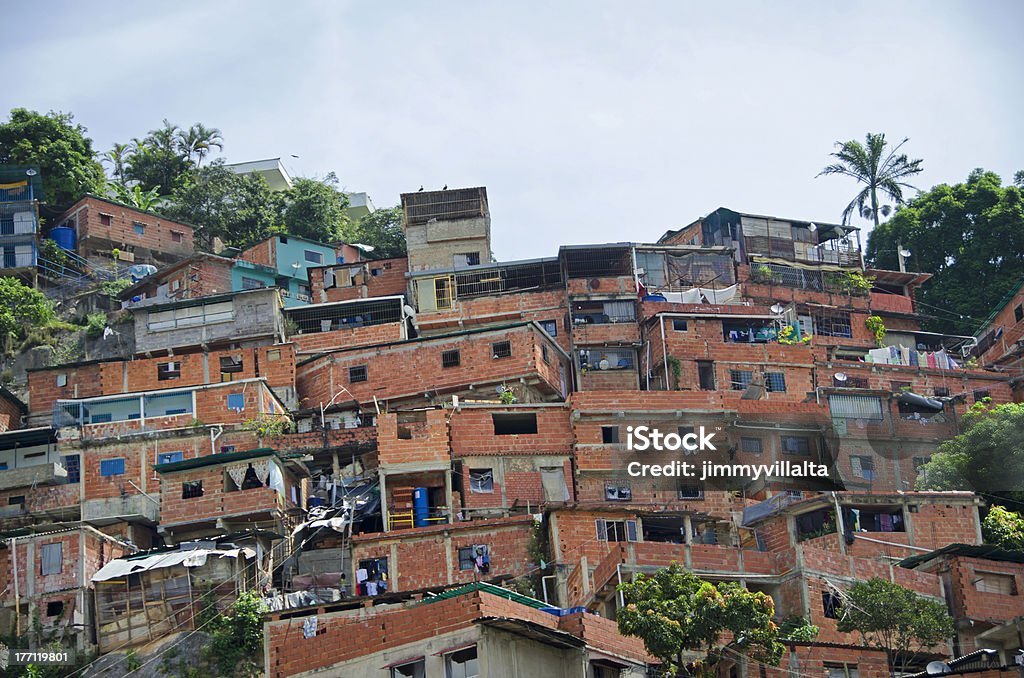 Shanty la ciudad - Foto de stock de Caracas - Venezuela libre de derechos