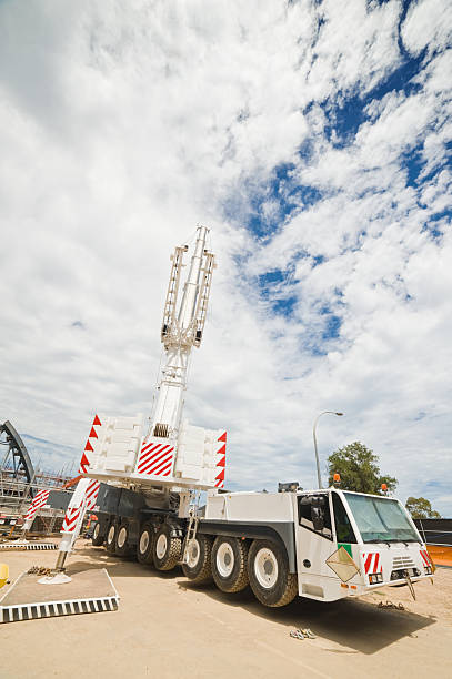 ricostruzione stradale - construction australia rebuilding street foto e immagini stock