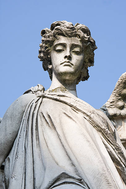istock statue of an angel 177122944