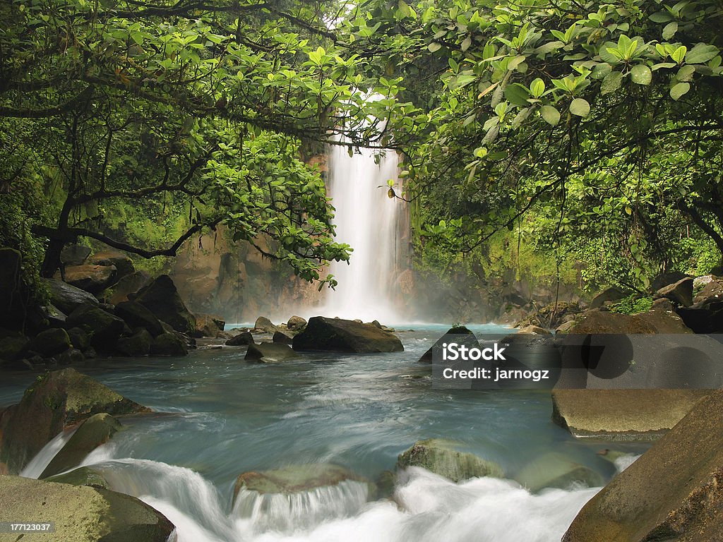 Celestial azul cascada - Foto de stock de Agua libre de derechos