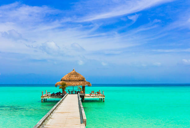 istock Water cafe on the beach 177126804
