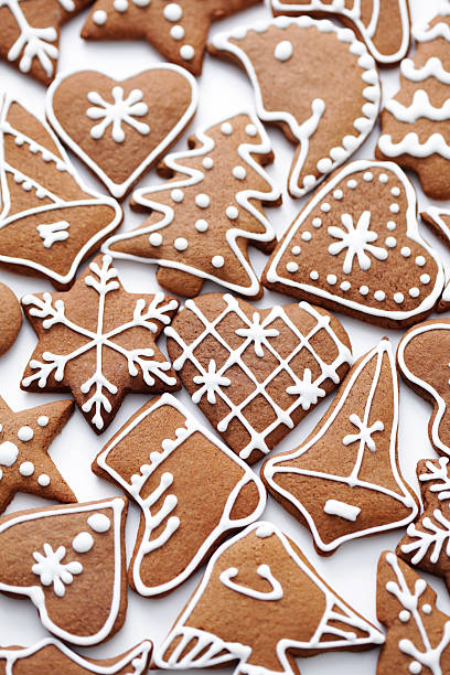 istock lots of gingerbreads 177127602