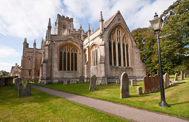 istock Grand Cotswold Church 177129412