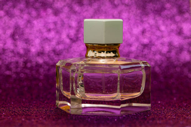 transparent pefume glass bottle for design purpose